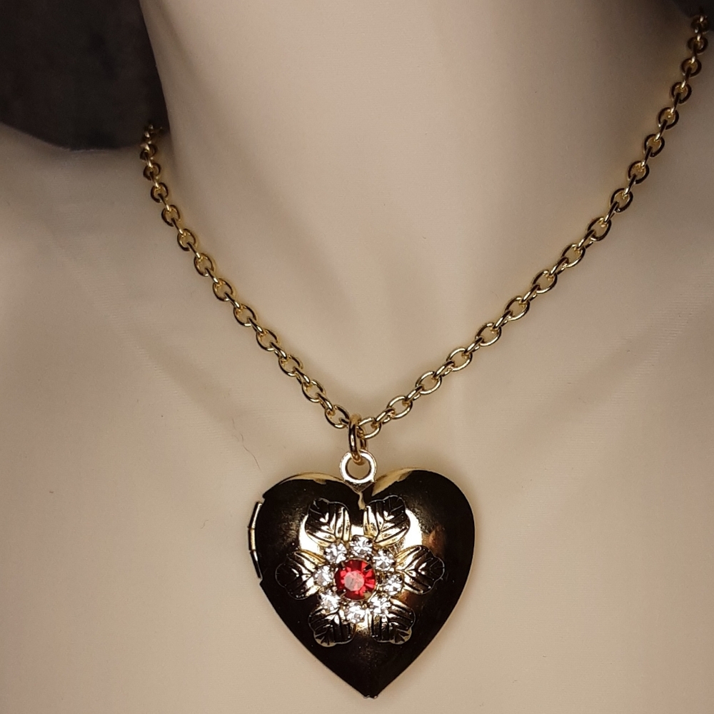 Handmade Heart Locket Necklace With Flower In Graving And Rhinestones